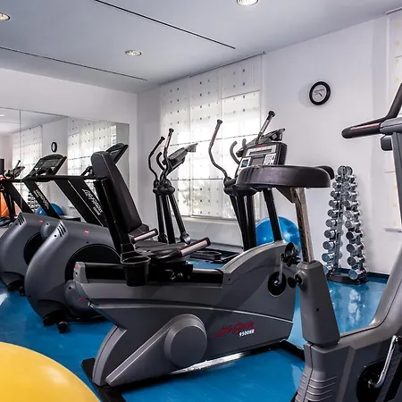 The Shoreline Sellin Aparthotel