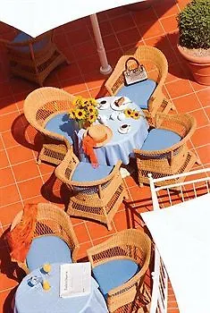 The Shoreline Sellin Aparthotel 4*